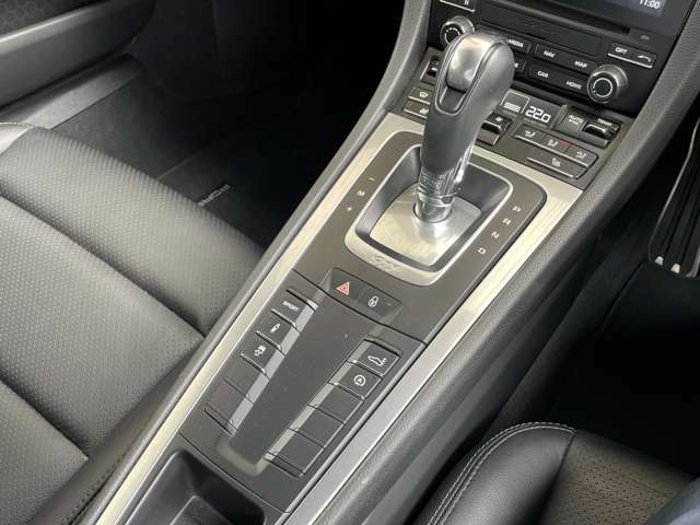 ポルシェ ９１１ カレラ ＰＤＫ H28年 () 99