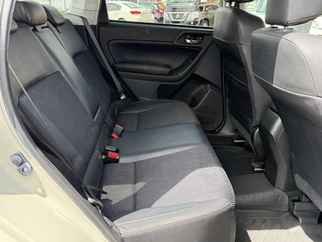 スバル フォレスター ２．０ エックスブレイク ４ＷＤ H26年 (東海) 99