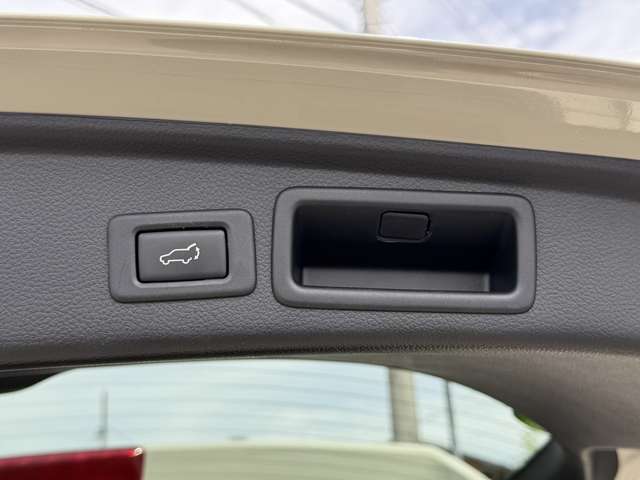 スバル フォレスター ２．０ エックスブレイク ４ＷＤ H26年 (東海) 99