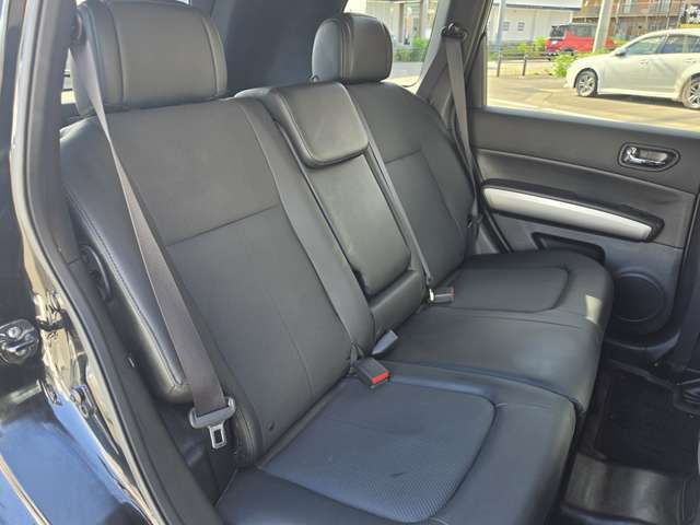 日産 エクストレイル ２．０ ２０Ｘ ４ＷＤ H23年 (東海) 99