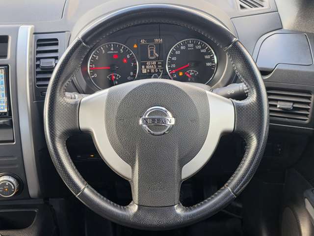 日産 エクストレイル ２．０ ２０Ｘ ４ＷＤ H23年 (東海) 99