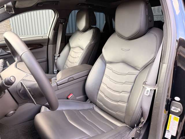キャデラック ＣＴ６ プラチナム ４ＷＤ H30年 (東海) 99