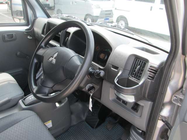 三菱 ミニキャブミーブ ＣＤ １６．０ＫＷＨ ４シーター ハイルーフ H26年 (関東) 99