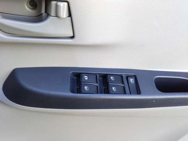 ダイハツ ミラ　イース ６６０ Ｌ H24年 (中国) 99