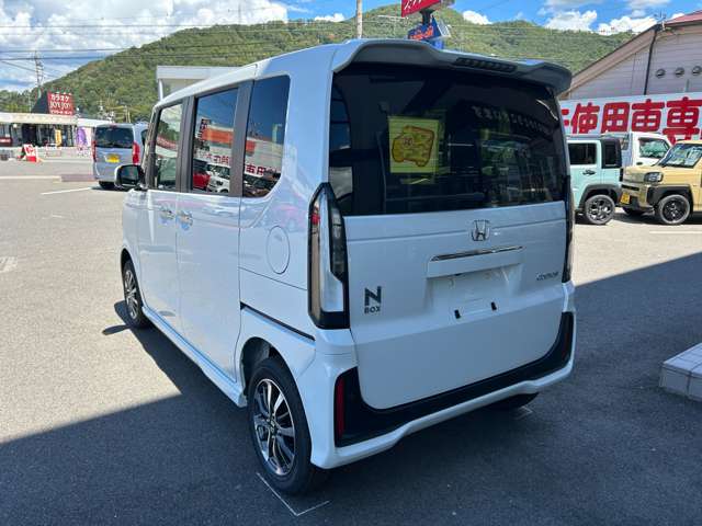 ホンダ Ｎ　ＢＯＸ カスタム ６６０ ４ＷＤ R8年 () 99