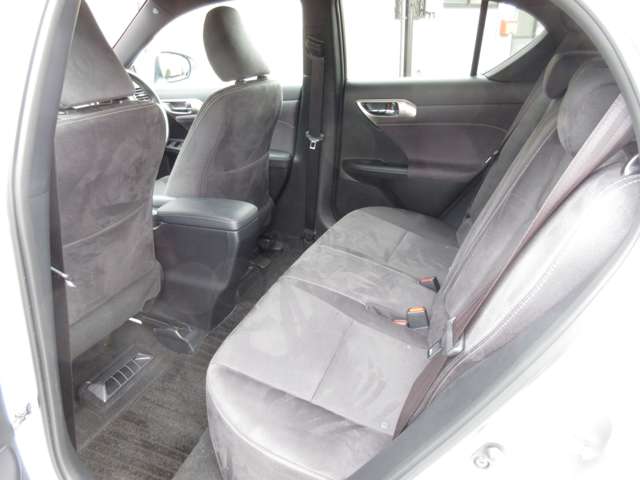 レクサス ＣＴ２００ｈ Ｆスポーツ R4年 (関東) 99