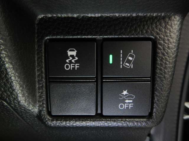 ホンダ Ｎ　ＢＯＸ カスタム ６６０ Ｇ Ｌ ホンダセンシング R1年 (関東) 99