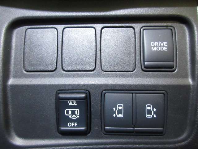 日産 セレナ １．２ Ｅ－ＰＯＷＥＲ ハイウェイスター Ｖ R2年 (関東) 99