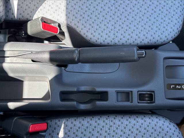 三菱 ミニキャブトラック Ｍ ４ＡＴ ４ＷＤ R7年 (東北) 99