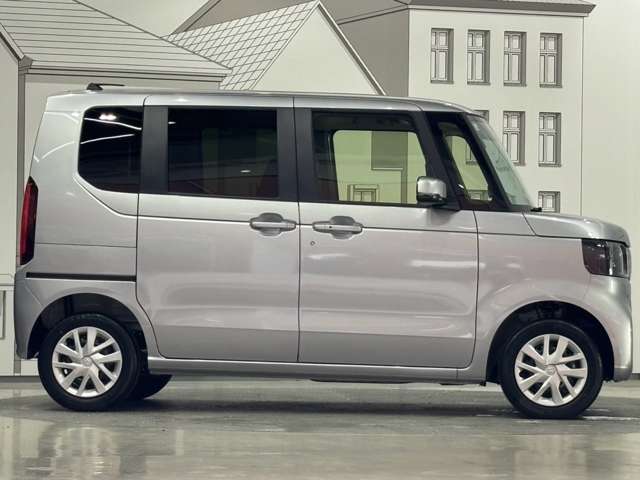 ホンダ Ｎ　ＢＯＸ ６６０ ４ＷＤ R8年 () 99