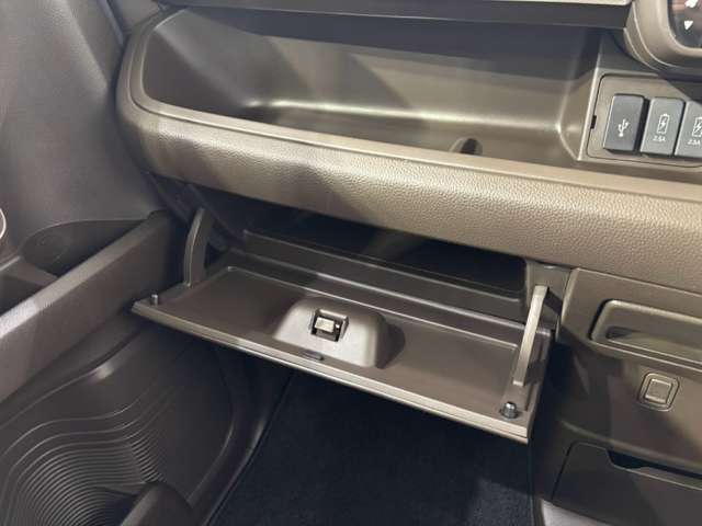 ホンダ Ｎ　ＢＯＸ ６６０ Ｌ ４ＷＤ R4年 () 99