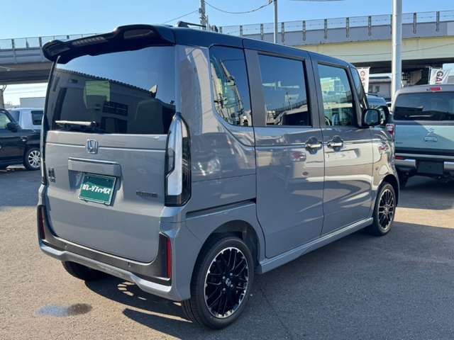 ホンダ Ｎ　ＢＯＸ カスタム ６６０ ターボ コーディネートスタイル ２トーン ４ＷＤ R8年 () 99