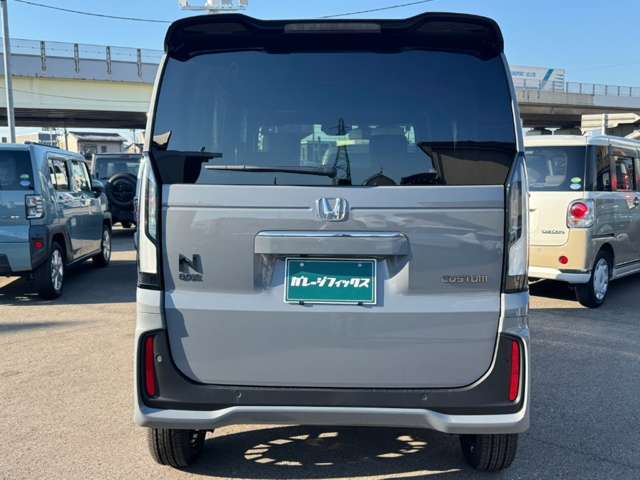 ホンダ Ｎ　ＢＯＸ カスタム ６６０ ターボ コーディネートスタイル ２トーン ４ＷＤ R8年 () 99