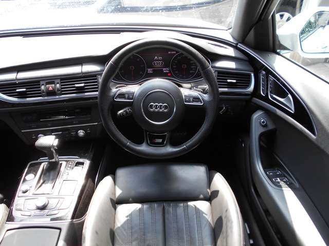 アウディ Ａ６　アバント ２．８ ＦＳＩ クワトロ Ｓラインパッケージ ４ＷＤ H24年 (東海) 99