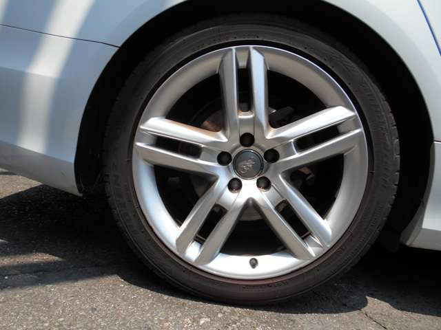 アウディ Ａ６　アバント ２．８ ＦＳＩ クワトロ Ｓラインパッケージ ４ＷＤ H24年 (東海) 99