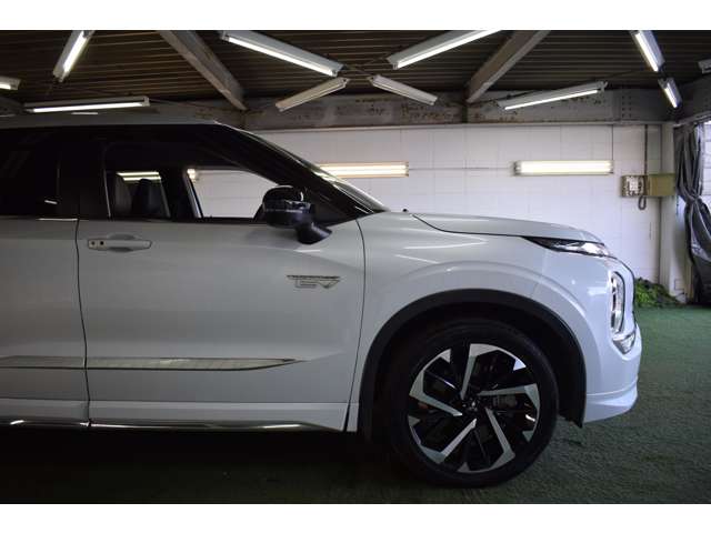 三菱 アウトランダーＰＨＥＶ ＰＨＥＶ ２．４ Ｇ ４ＷＤ R3年 (北海道) 99