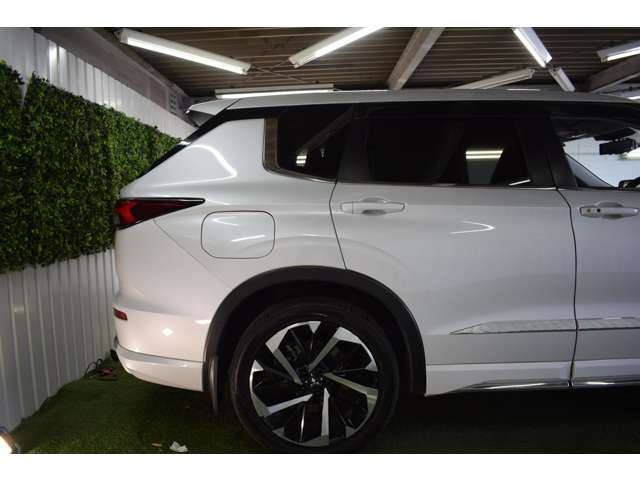 三菱 アウトランダーＰＨＥＶ ＰＨＥＶ ２．４ Ｇ ４ＷＤ R3年 (北海道) 99