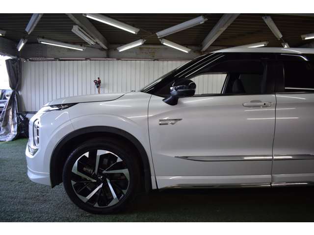 三菱 アウトランダーＰＨＥＶ ＰＨＥＶ ２．４ Ｇ ４ＷＤ R3年 (北海道) 99