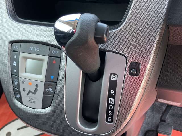 スバル ステラ ６６０ カスタムＲＳ ４ＷＤ H25年 (甲信越・北陸) 99