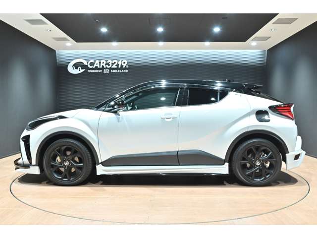 トヨタ Ｃ−ＨＲ ハイブリッド １．８ Ｇ モード ネロ セーフティ プラスＩＩＩ R5年 (関東) 99