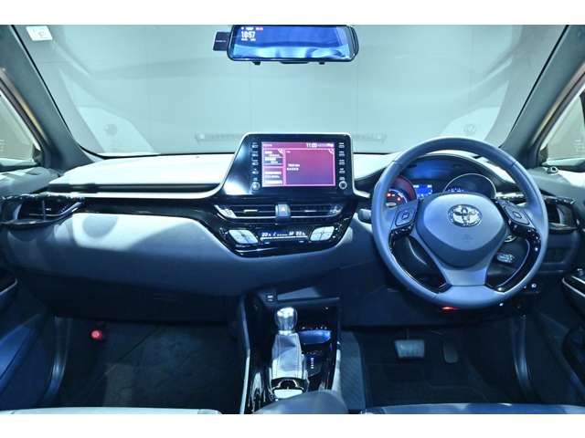 トヨタ Ｃ−ＨＲ ハイブリッド １．８ Ｇ モード ネロ セーフティ プラスＩＩＩ R5年 (関東) 99