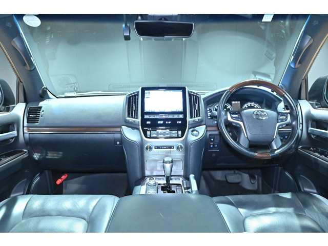 トヨタ ランドクルーザー ４．６ ＺＸ ４ＷＤ H29年 (関東) 99