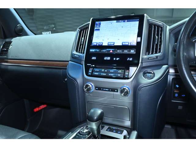 トヨタ ランドクルーザー ４．６ ＺＸ ４ＷＤ H29年 (関東) 99