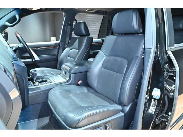 トヨタ ランドクルーザー ４．６ ＺＸ ４ＷＤ H29年 (関東) 99