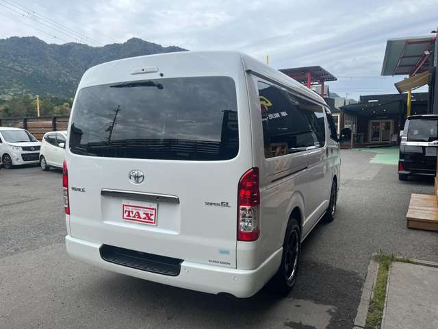 トヨタ ハイエースバン ２．８ スーパーＧＬ ダークプライムＩＩワイド ミドルルーフ ロングボディ ディーゼルターボ R5年 (近畿) 99
