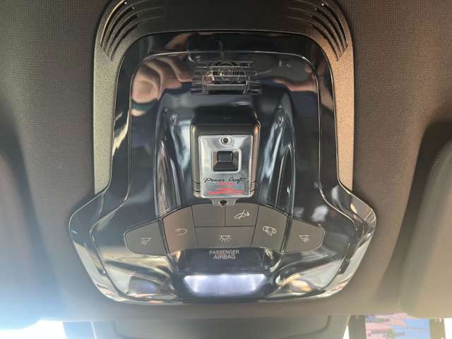 アルファロメオ ステルヴィオ ２．９ Ｖ６ ビターボ クアドリフォリオ ４ＷＤ R1年 (近畿) 99