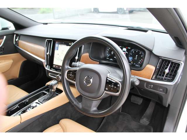 ボルボ Ｖ９０ Ｔ６ ＡＷＤ インスクリプション ４ＷＤ H29年 (関東) 99