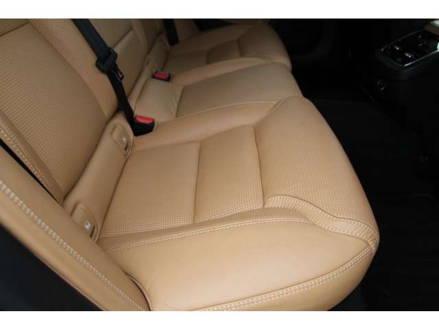 ボルボ Ｖ９０ Ｔ６ ＡＷＤ インスクリプション ４ＷＤ H29年 (関東) 99