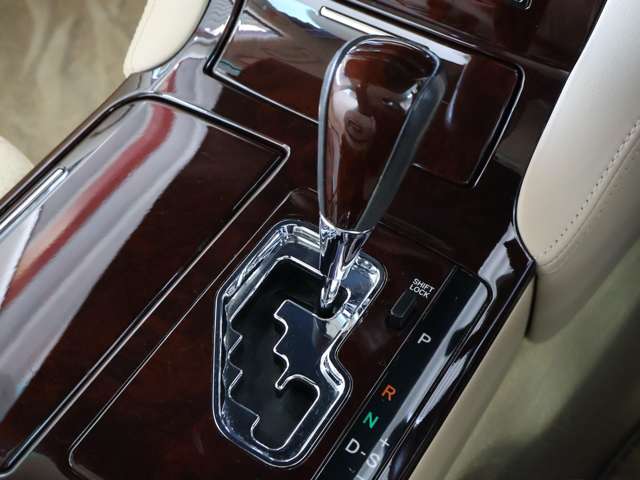 トヨタ クラウン ２．５ ロイヤルサルーン プレミアムエディション H20年 (関東) 99
