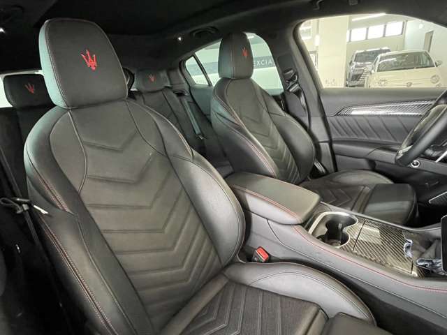 マセラティ グレカーレ トロフェオ ４ＷＤ R5年 (関東) 99
