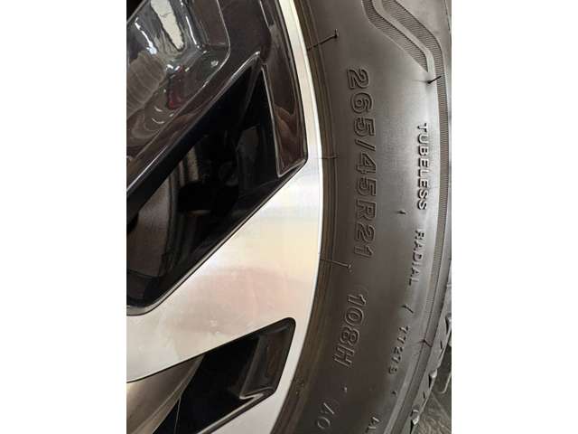 アウディ Ｑ８　ｅ−トロン　スポーツバック ５５ クワトロ Ｓライン ４ＷＤ R5年 (関東) 99