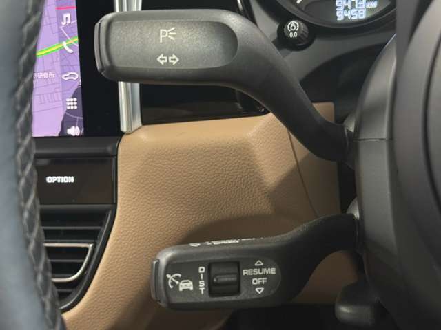 ポルシェ マカン ＰＤＫ ４ＷＤ R4年 (関東) 99