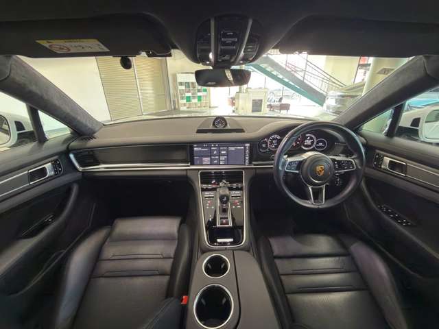ポルシェ パナメーラ ＧＴＳ ＰＤＫ ４ＷＤ R3年 (関東) 99