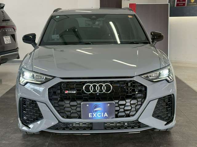 アウディ ＲＳ　Ｑ３ ２．５ ４ＷＤ R3年 (関東) 99