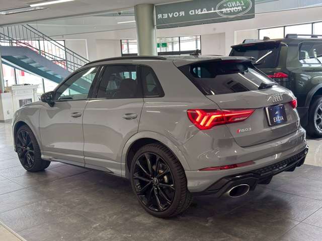 アウディ ＲＳ　Ｑ３ ２．５ ４ＷＤ R3年 (関東) 99