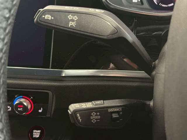 アウディ ＲＳ　Ｑ３ ２．５ ４ＷＤ R3年 (関東) 99