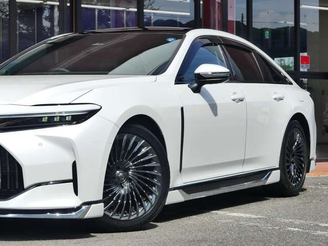 トヨタ クラウン ２．５ Ｚ ハイブリッド車 R7年 (東海) 99
