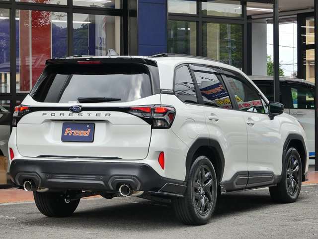 スバル フォレスター １．８ スポーツ ブラック セレクション ４ＷＤ R8年 (東海) 99