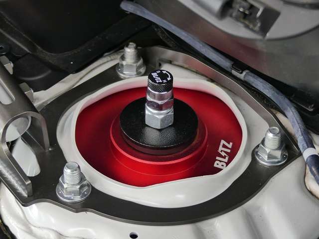 スバル フォレスター １．８ スポーツ ブラック セレクション ４ＷＤ R8年 (東海) 99
