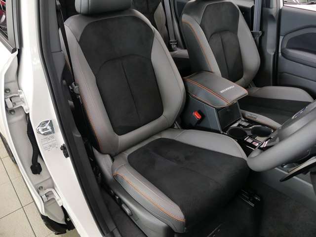 スバル フォレスター １．８ スポーツ ブラック セレクション ４ＷＤ R8年 (東海) 99