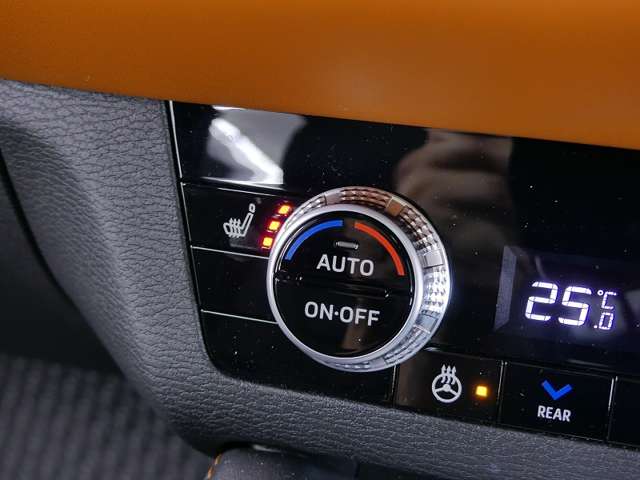 三菱 アウトランダーＰＨＥＶ ＰＨＥＶ ２．４ Ｐ ４ＷＤ R6年 (東海) 99