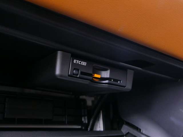 三菱 アウトランダーＰＨＥＶ ＰＨＥＶ ２．４ Ｐ ４ＷＤ R6年 (東海) 99