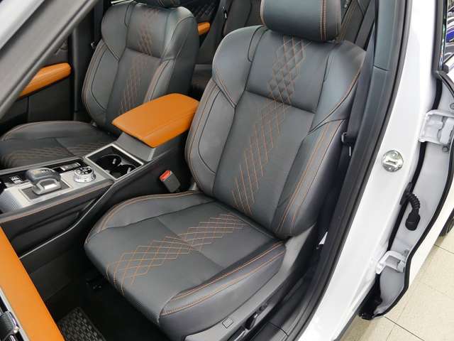 三菱 アウトランダーＰＨＥＶ ＰＨＥＶ ２．４ Ｐ ４ＷＤ R6年 (東海) 99