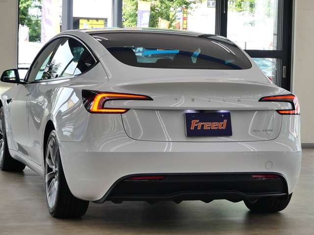 テスラ モデル３ ロングレンジ ＡＷＤ R5年 (東海) 99