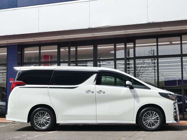 トヨタ アルファード　ハイブリッド ハイブリッド ２．５ エグゼクティブ ラウンジ Ｓ Ｅ－ＦＯＵＲ ４ＷＤ R5年 (東海) 99