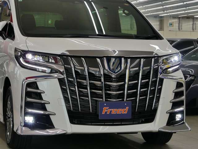 トヨタ アルファード　ハイブリッド ハイブリッド ２．５ エグゼクティブ ラウンジ Ｓ Ｅ－ＦＯＵＲ ４ＷＤ R5年 (東海) 99